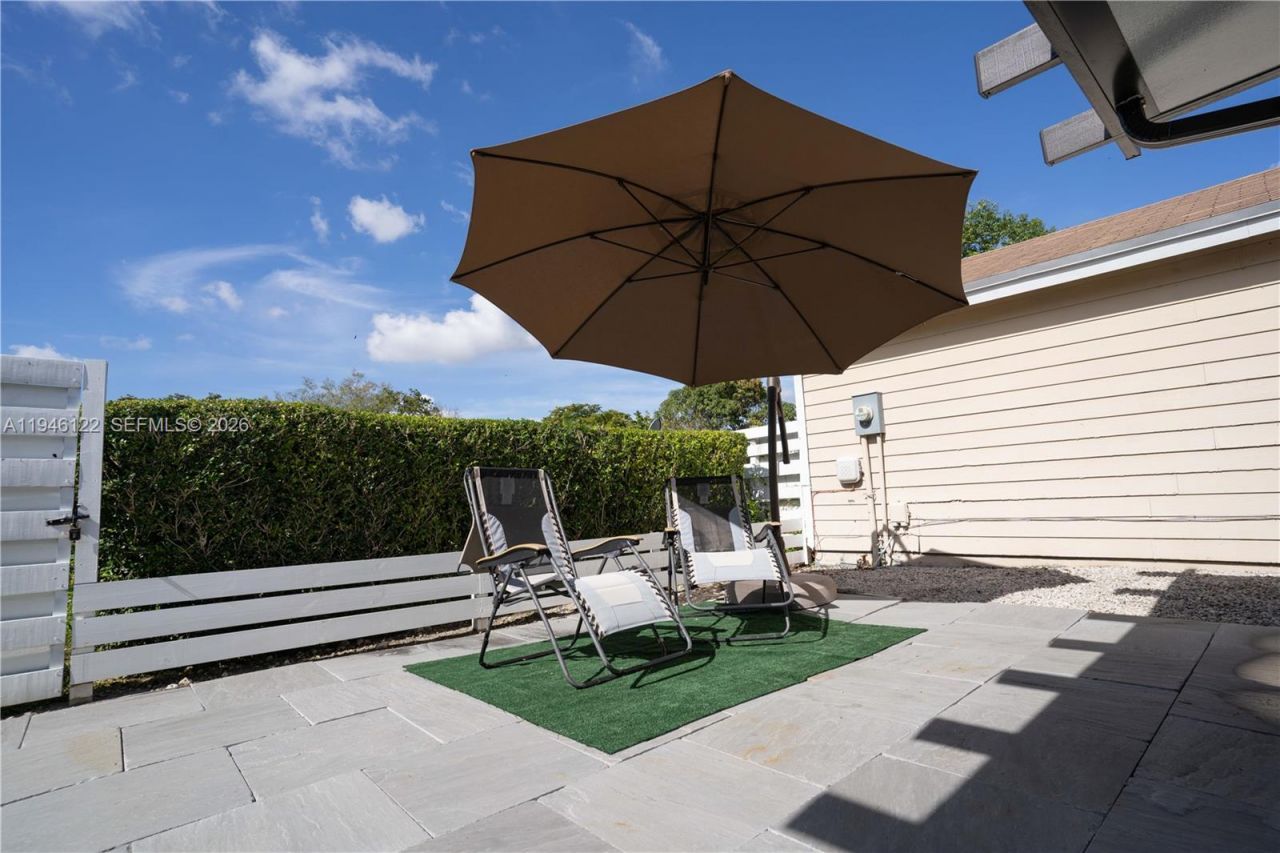 14954 SW 142nd Pl, Miami, FL 33186 Photo