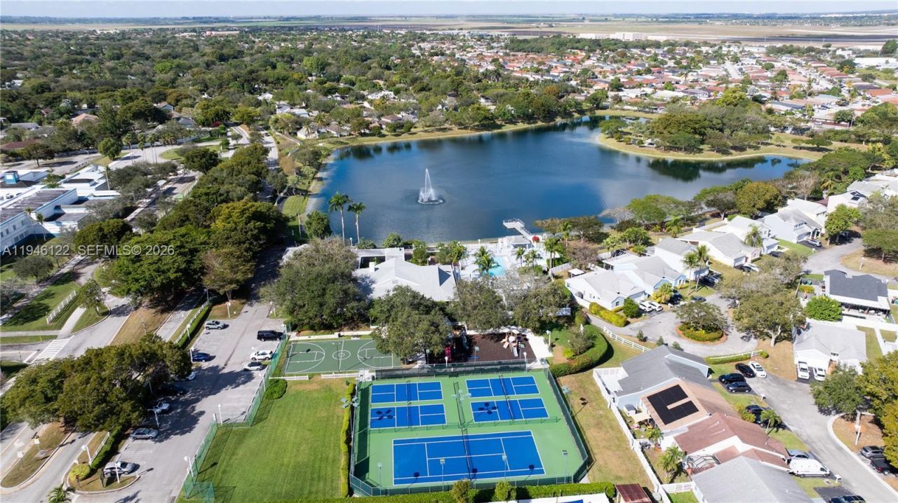 14954 SW 142nd Pl, Miami, FL 33186 Photo