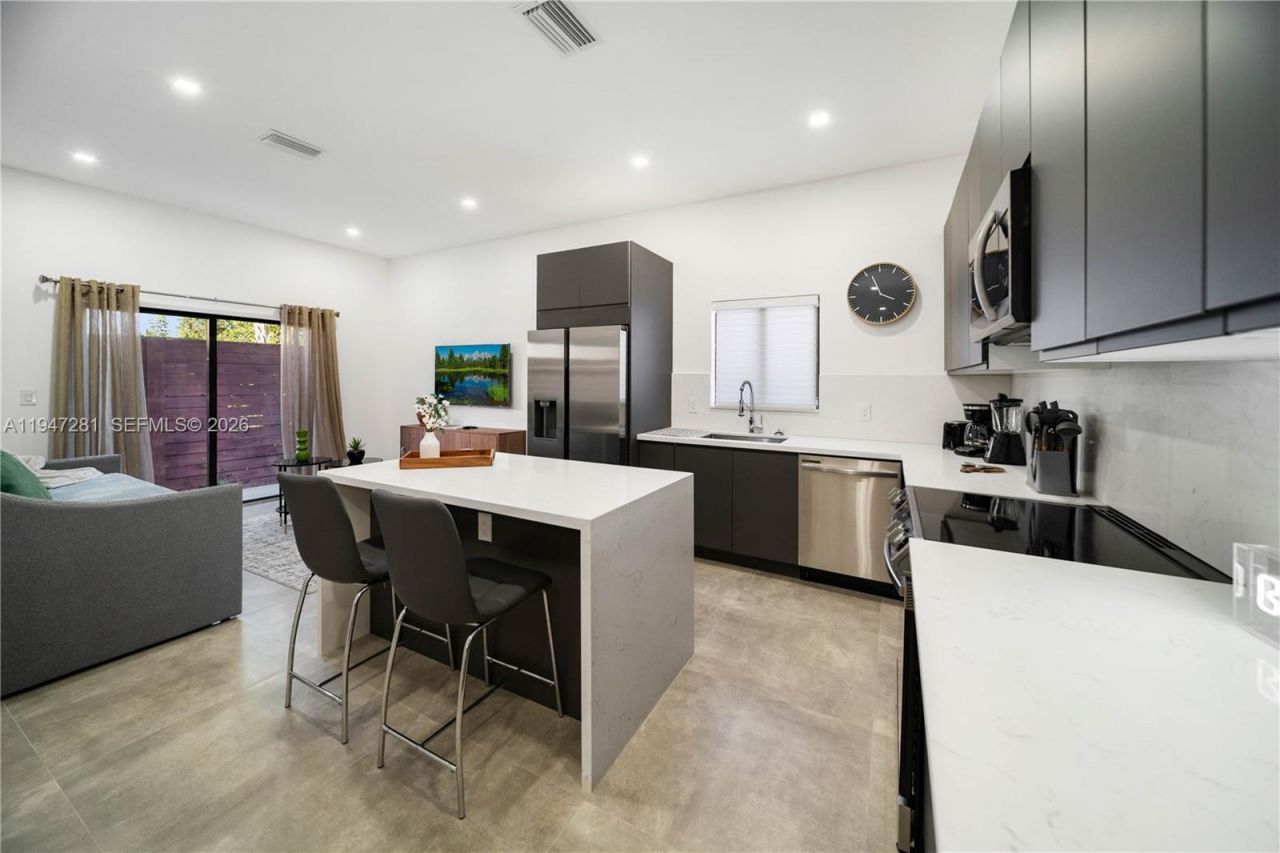 95 NW 52nd St, Miami, FL 33127 Photo