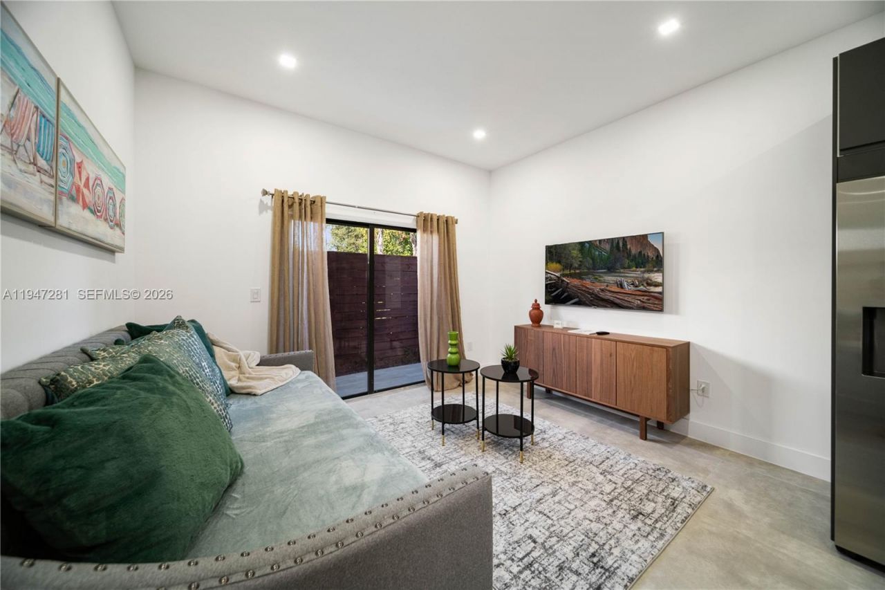 95 NW 52nd St, Miami, FL 33127 Photo