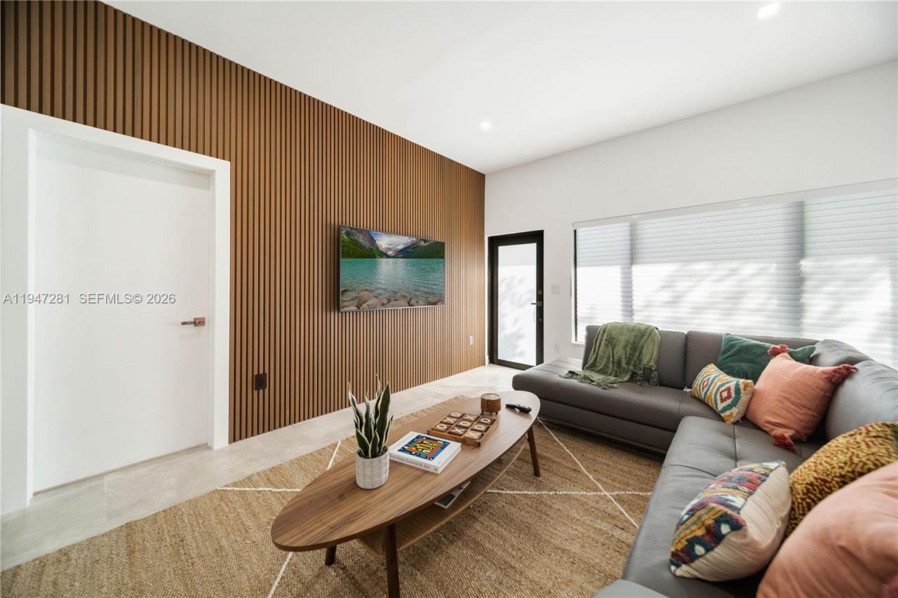 95 NW 52nd St, Miami, FL 33127 Photo