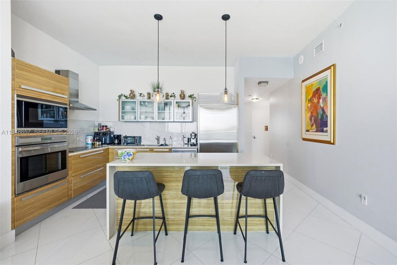 2020 N Bayshore Dr, Unit 1908, Miami, FL 33137 Photo