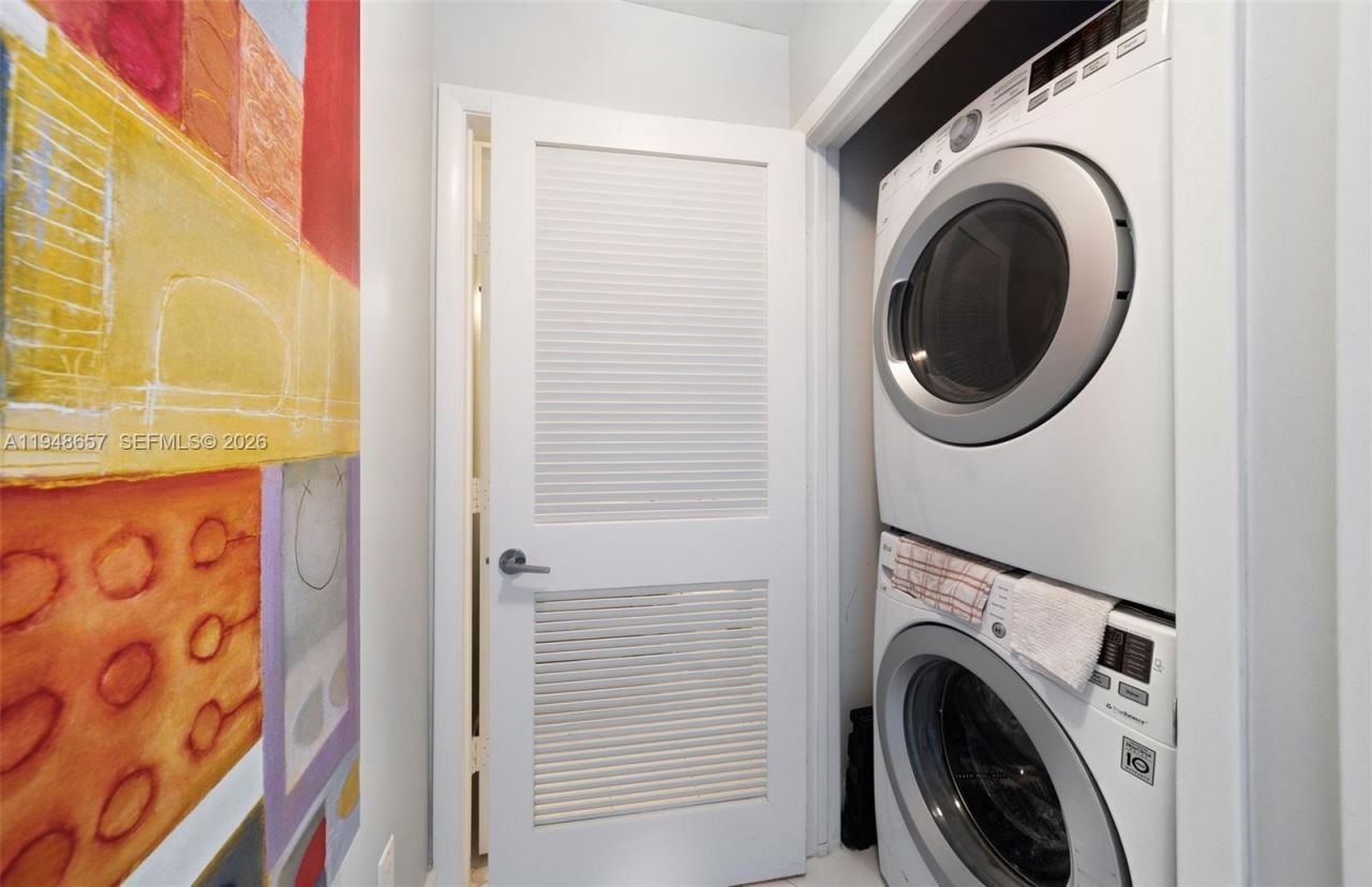 2020 N Bayshore Dr, Unit 1908, Miami, FL 33137 Photo