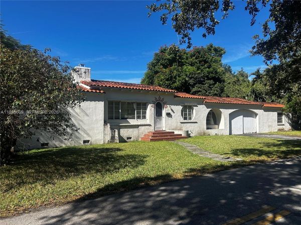 2716 Cordova St , Coral Gables, FL 33134