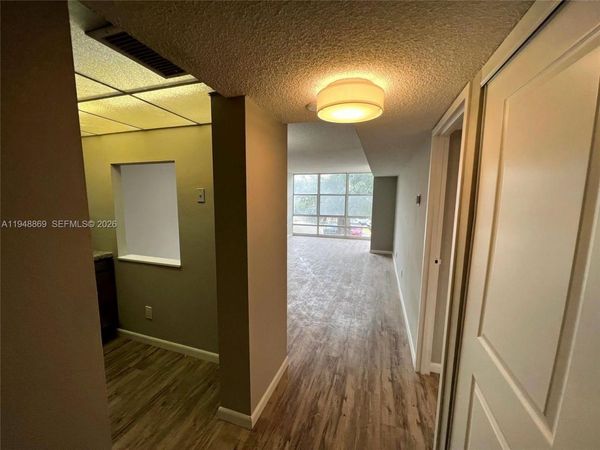 210 172nd St, Unit 234, Sunny Isles Beach, FL 33160