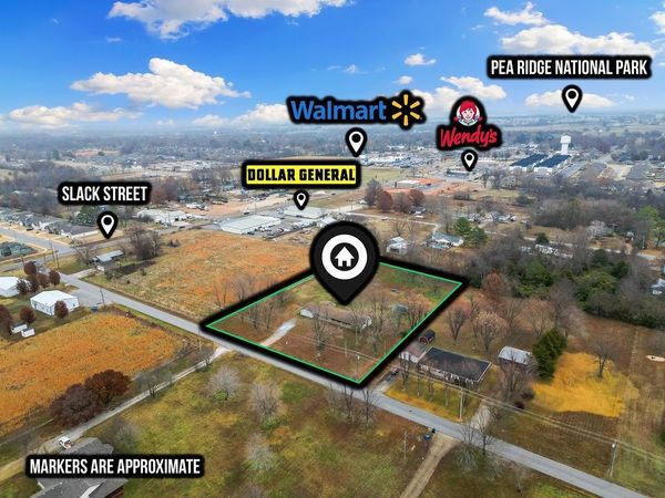 290 Hallack Lane, Pea Ridge, AR 72751