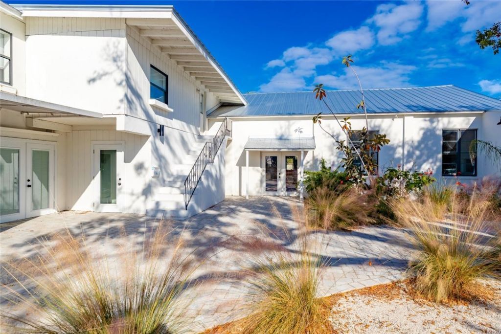 1406 16th Ave., Vero Beach, FL 32960 Photo