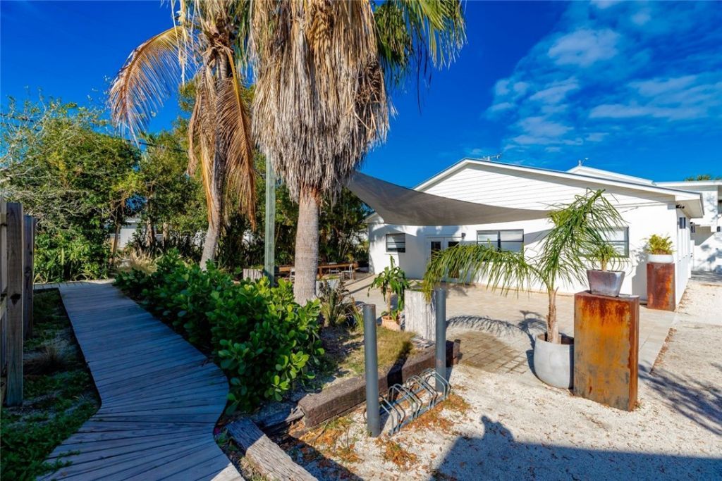 1406 16th Ave., Vero Beach, FL 32960 Photo