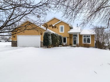 117 Wildflower Court, Watertown, MN 55388