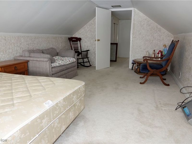 1526 Parker Drive, Mayfield Heights, OH 44124 Photo 15