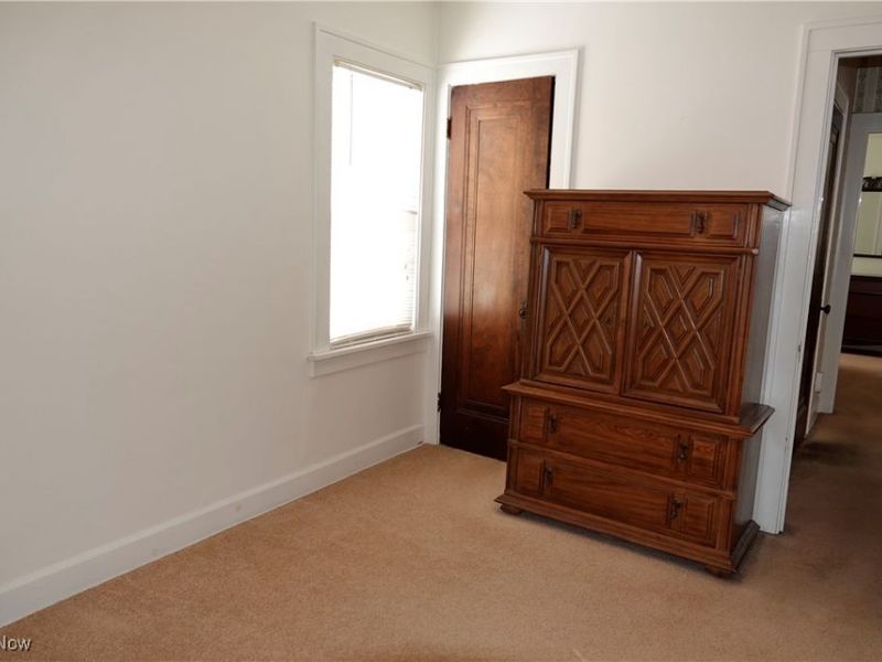 1526 Parker Drive, Mayfield Heights, OH 44124 Photo 18