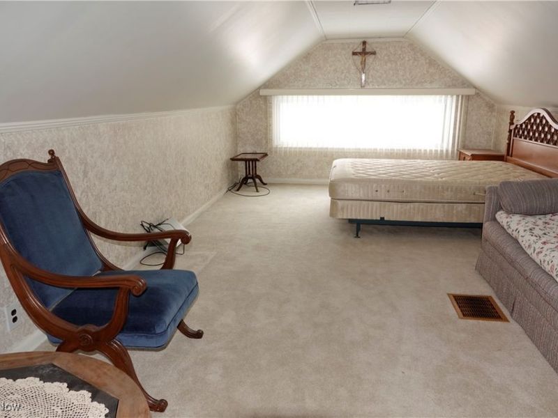 1526 Parker Drive, Mayfield Heights, OH 44124 Photo 24