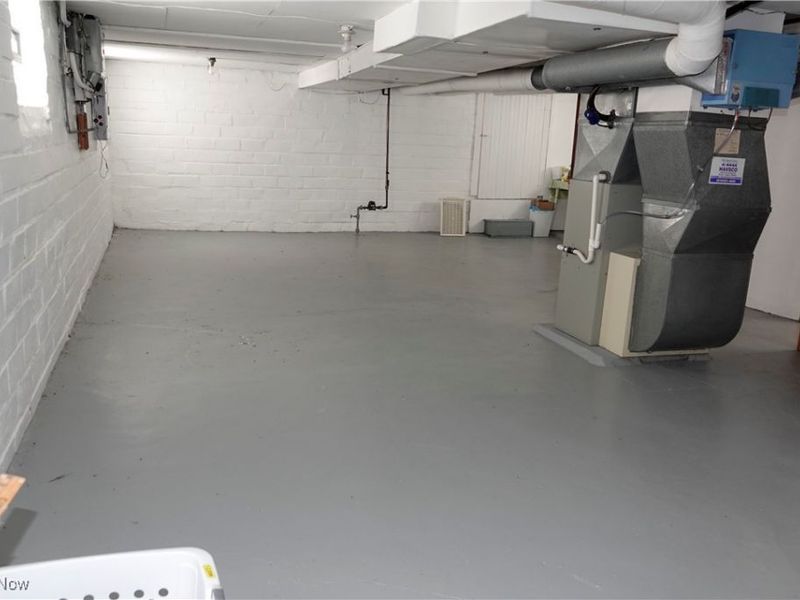 1526 Parker Drive, Mayfield Heights, OH 44124 Photo 28