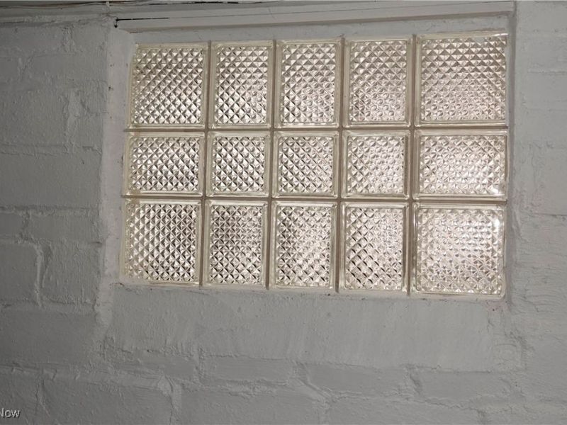 1526 Parker Drive, Mayfield Heights, OH 44124 Photo 33