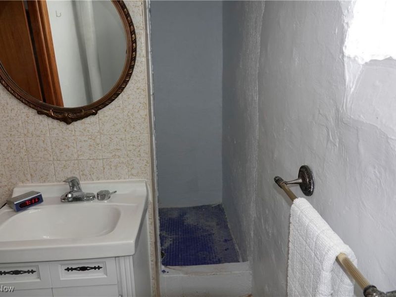 1526 Parker Drive, Mayfield Heights, OH 44124 Photo 35