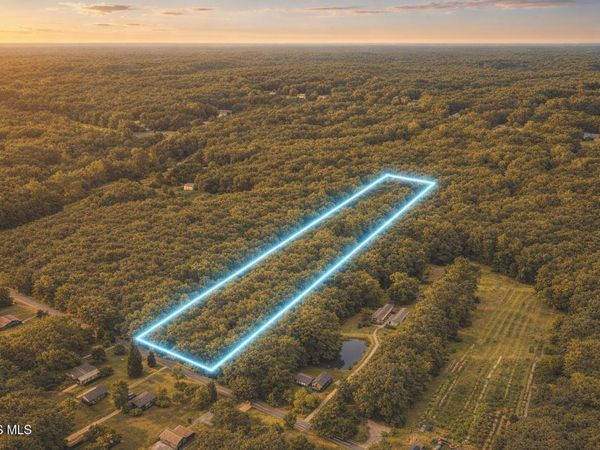 9341 Dorr Street, Holland, OH 43528