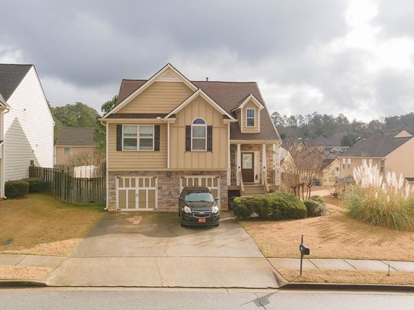 1066 McDuffie Circle, Douglasville, GA 30134