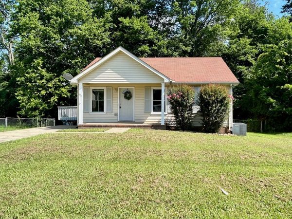 432 Sideline Dr, Oak Grove, KY 42262