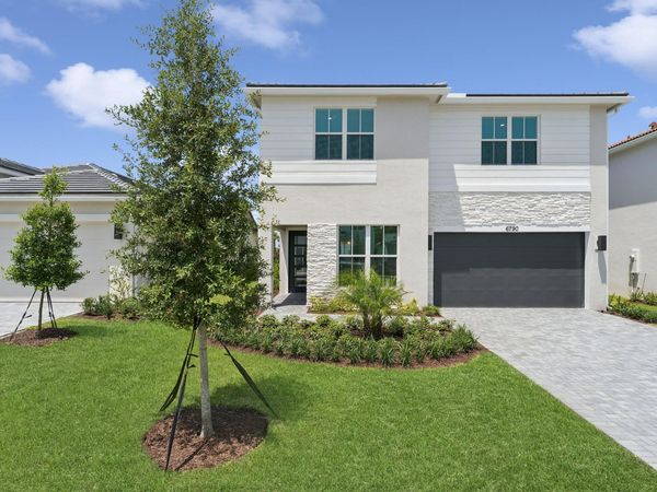 6790 SE Lost Pine Drive, Unit 29, Stuart, FL 34997