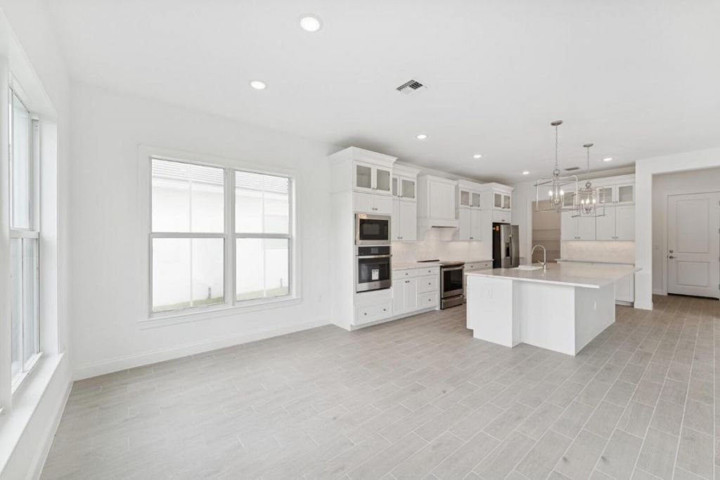6790 SE Lost Pine Drive, Unit 29, Stuart, FL 34997 Photo