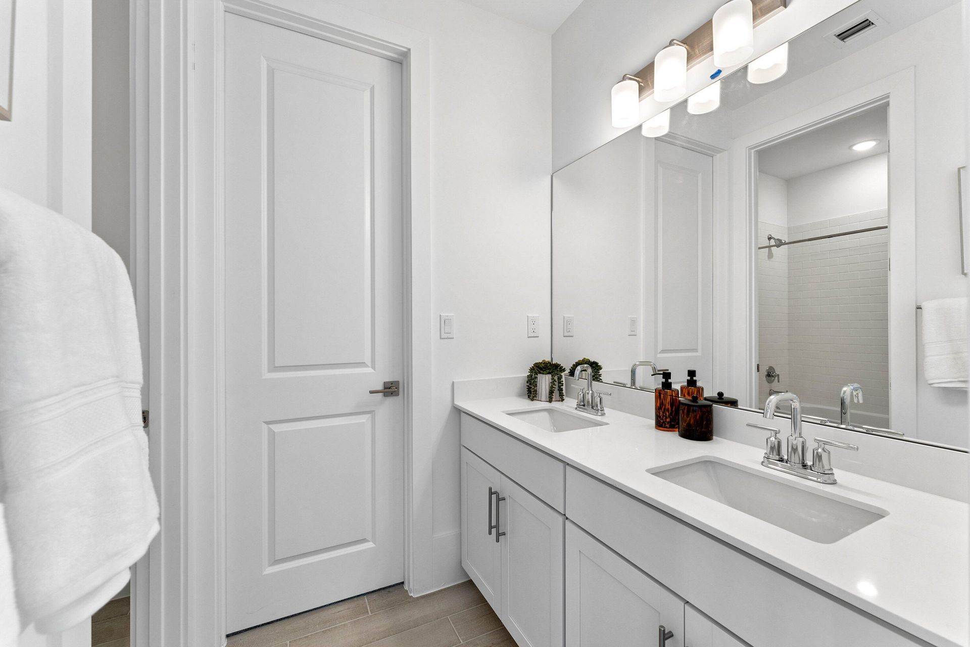 6790 SE Lost Pine Drive, Unit 29, Stuart, FL 34997 Photo