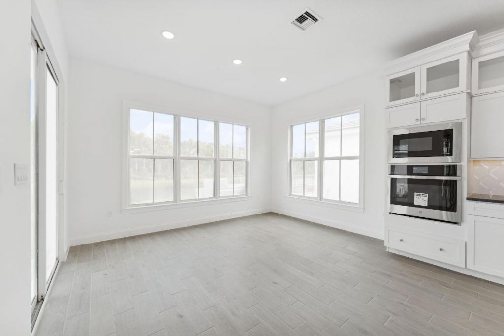 6790 SE Lost Pine Drive, Unit 29, Stuart, FL 34997 Photo