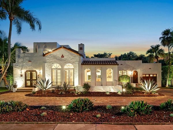 1234 S Greenway Dr, Coral Gables, FL 33134