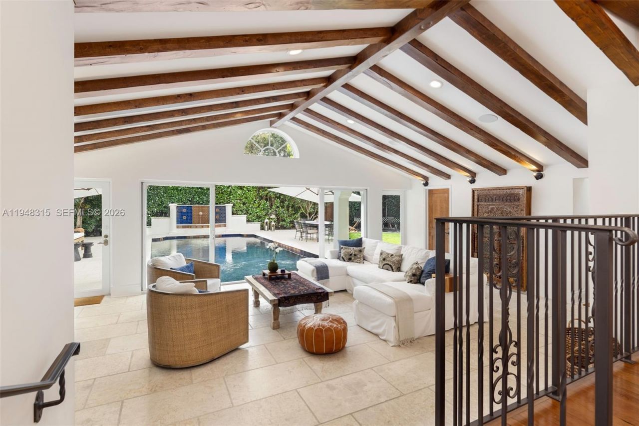 1234 S Greenway Dr, Coral Gables, FL 33134 Photo