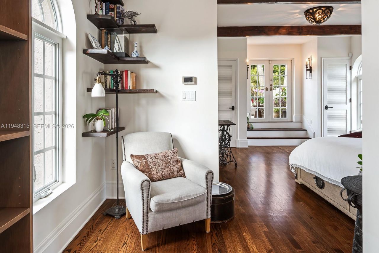 1234 S Greenway Dr, Coral Gables, FL 33134 Photo