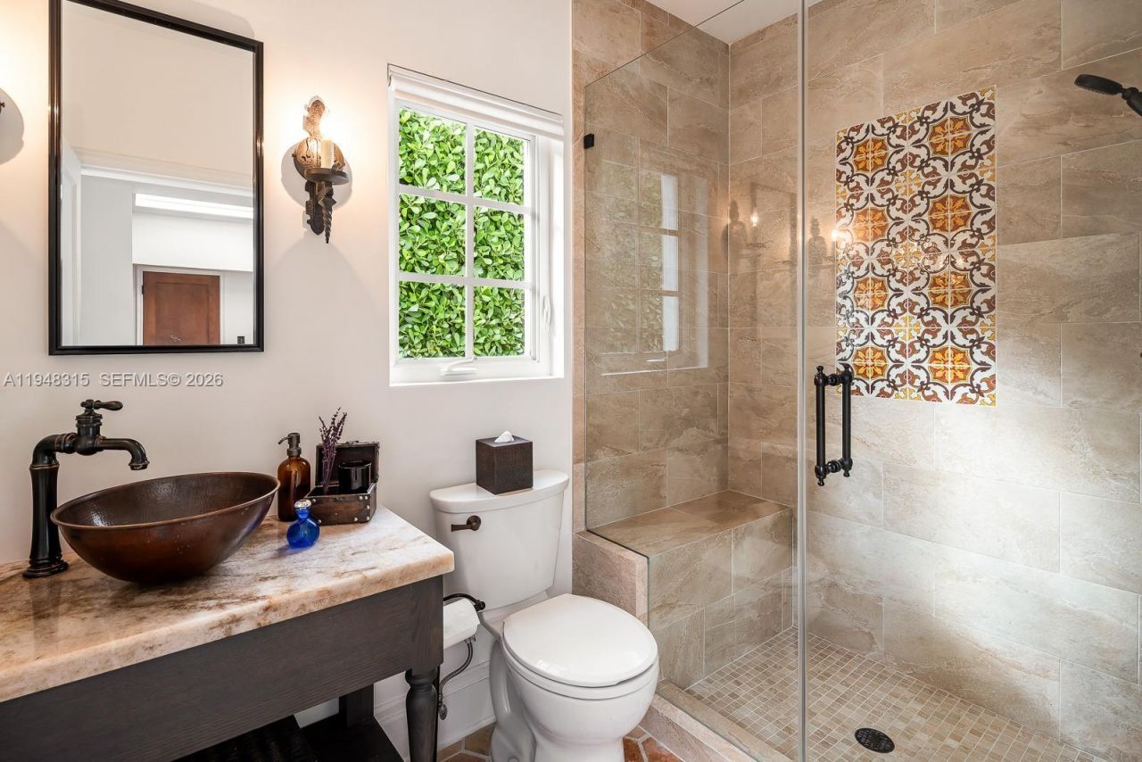 1234 S Greenway Dr, Coral Gables, FL 33134 Photo