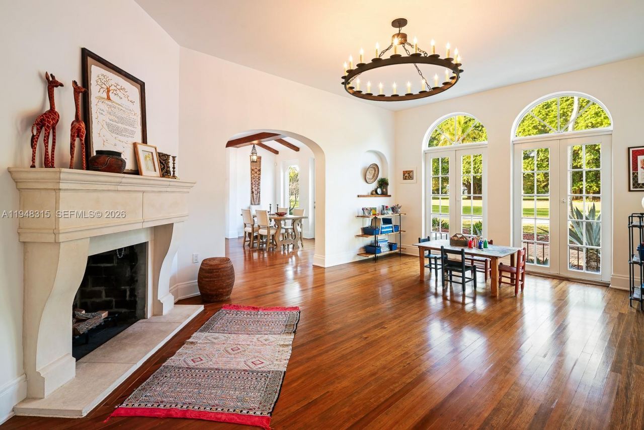 1234 S Greenway Dr, Coral Gables, FL 33134 Photo