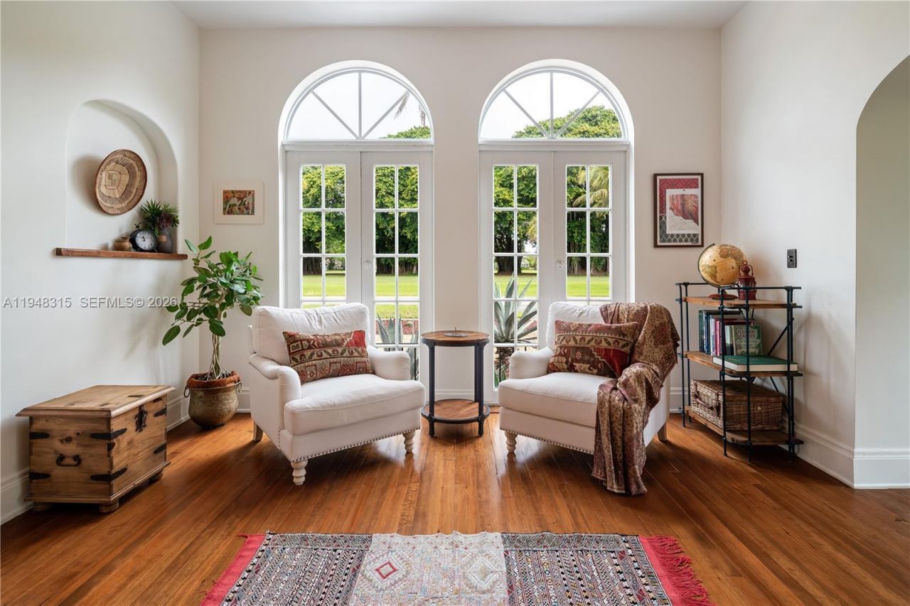 1234 S Greenway Dr, Coral Gables, FL 33134 Photo