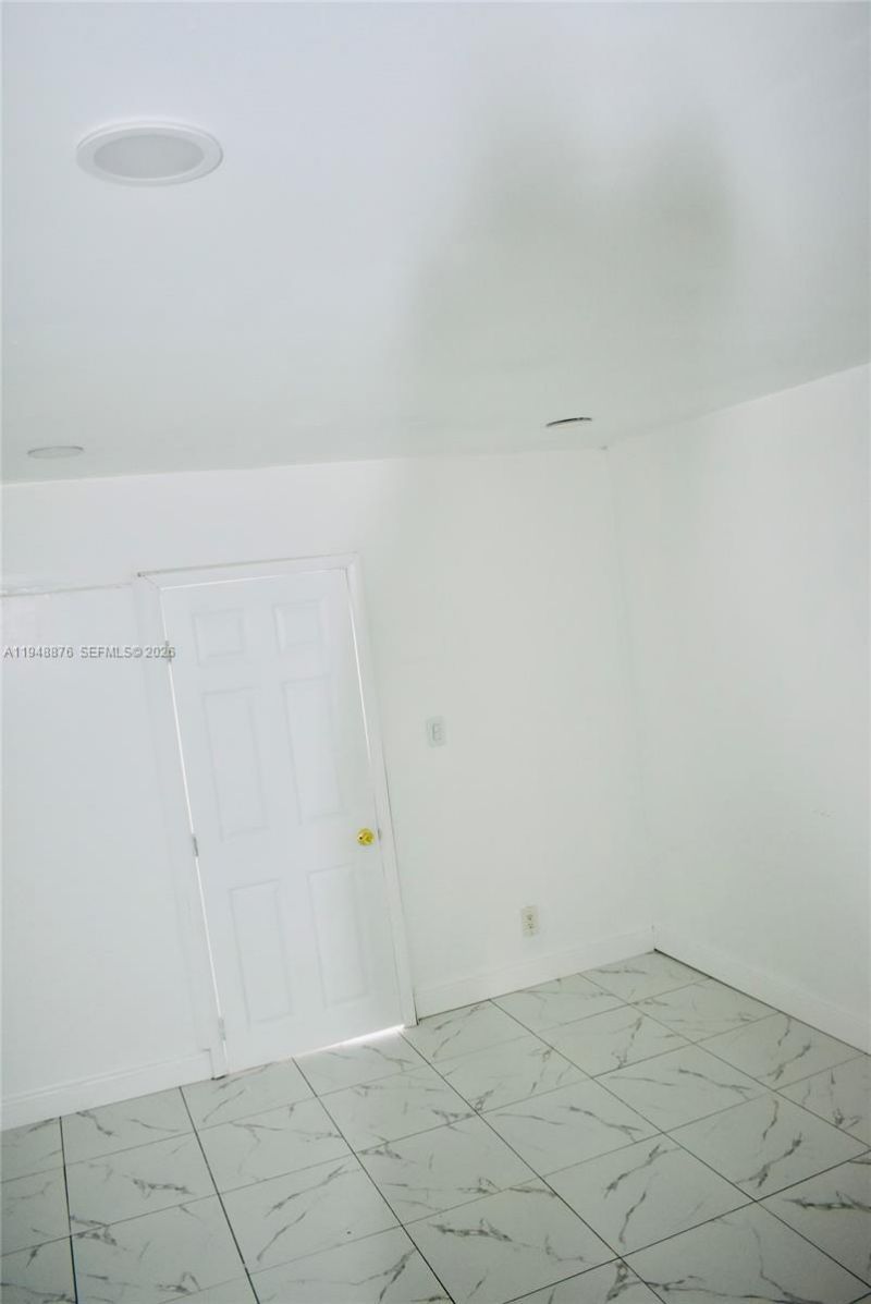 2280 SW 43rd Ave , Unit 2, Fort Lauderdale, FL 33317 Photo