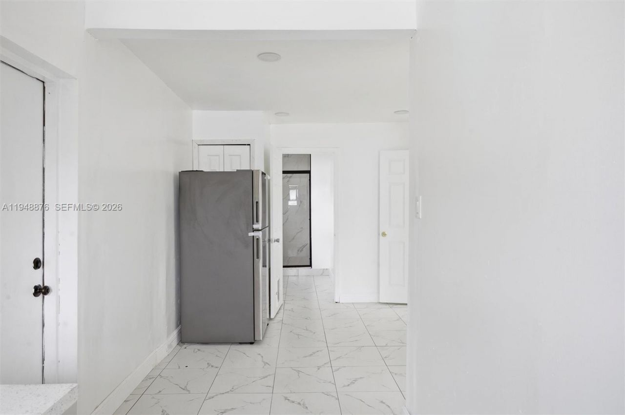 2280 SW 43rd Ave, Unit 2, Fort Lauderdale, FL 33317 Photo