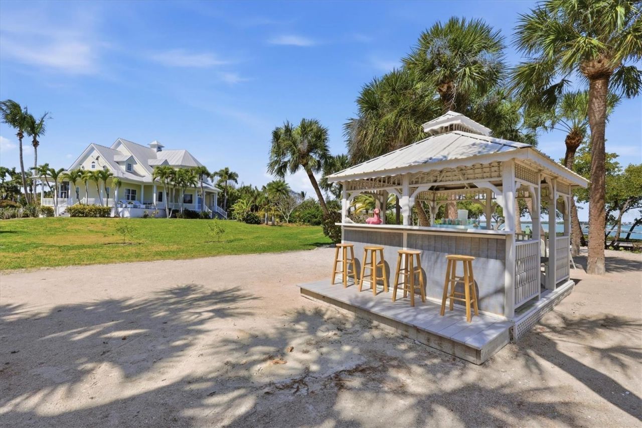 10470 Sunny Dreams Terrace, Placida, FL 33946 Photo