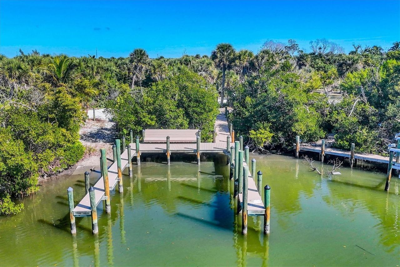 10470 Sunny Dreams Terrace, Placida, FL 33946 Photo