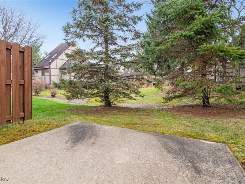 135 Sand Court, Fairlawn, OH 44333 Photo 21