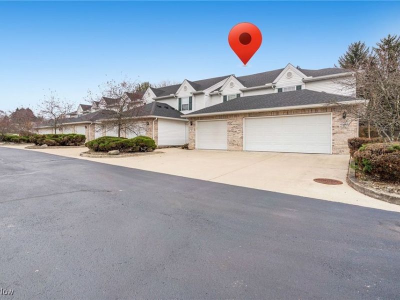 135 Sand Court, Fairlawn, OH 44333 Photo 3