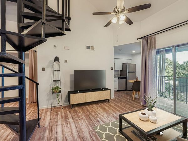 1840 Burton DR, Unit 208, Austin, TX 78741