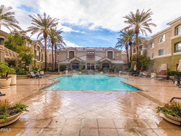 4455 E PARADISE VILLAGE Parkway, Unit 1068, Phoenix, AZ 85032