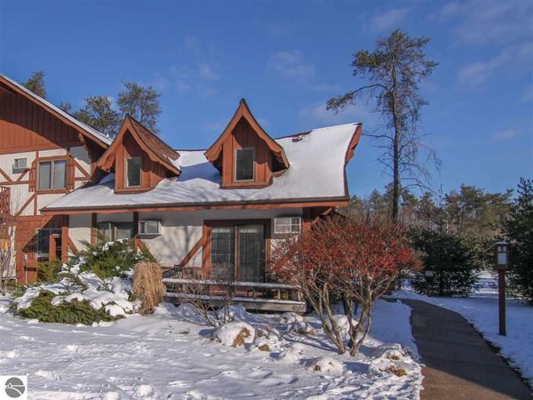 7765 Washtenaw Drive, Unit 426-427, Thompsonville, MI 49683