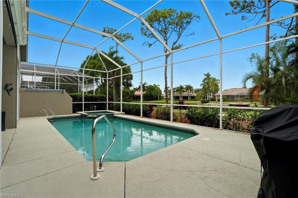 19331 Silver Oak Dr, Estero, FL 33967 Photo