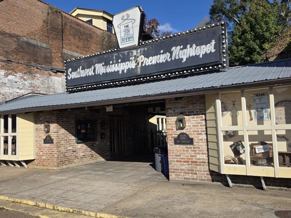 515 S Railroad Boulevard, McComb, MS 39648