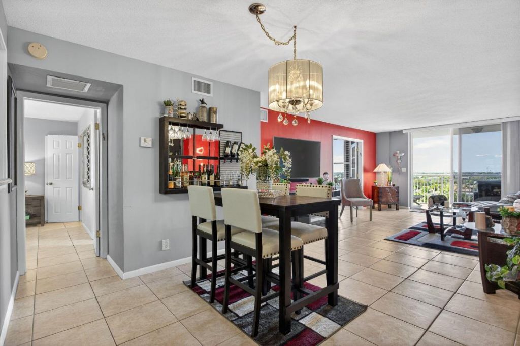 1050 Hillsboro Mile, Unit 704w, Hillsboro Beach, FL 33062 Photo