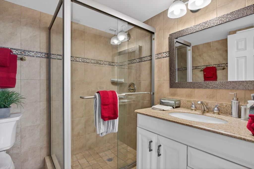 1050 Hillsboro Mile, Unit 704w, Hillsboro Beach, FL 33062 Photo