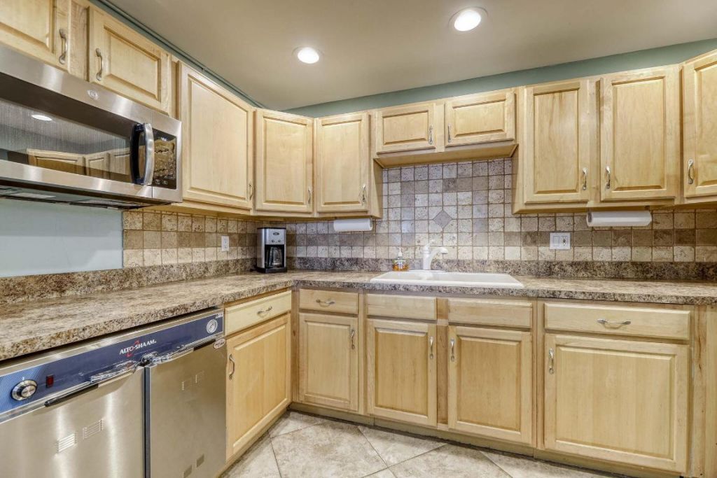 1050 Hillsboro Mile, Unit 704w, Hillsboro Beach, FL 33062 Photo