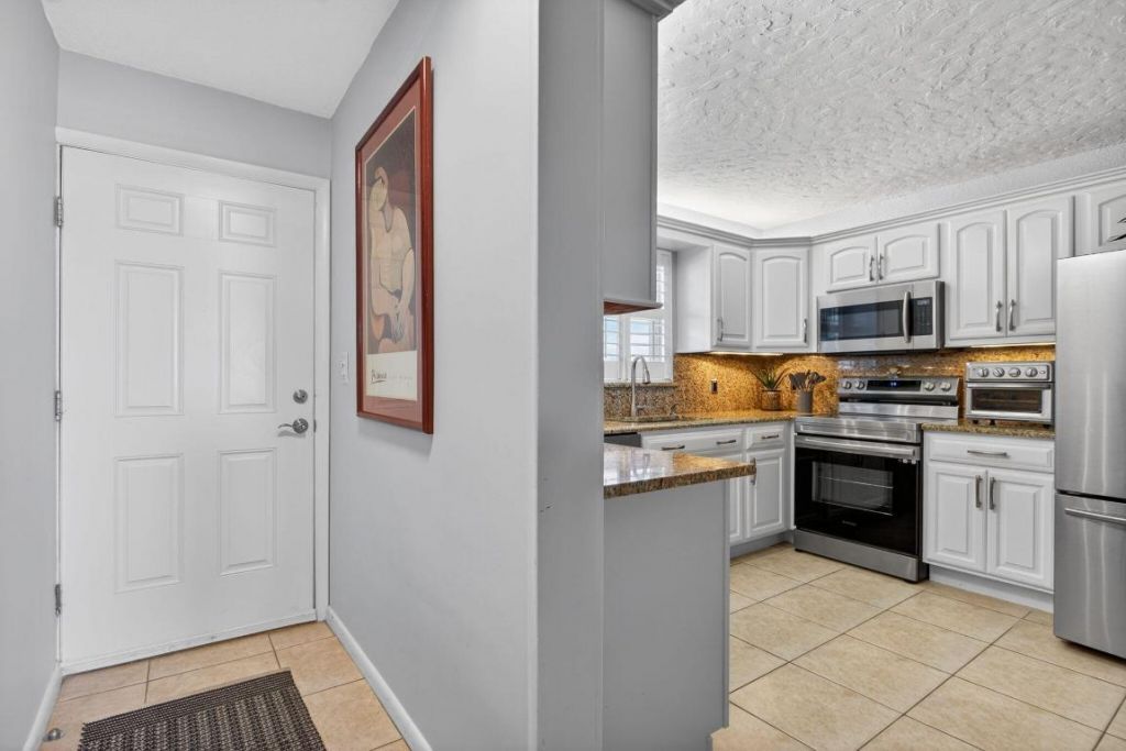 1050 Hillsboro Mile, Unit 704w, Hillsboro Beach, FL 33062 Photo