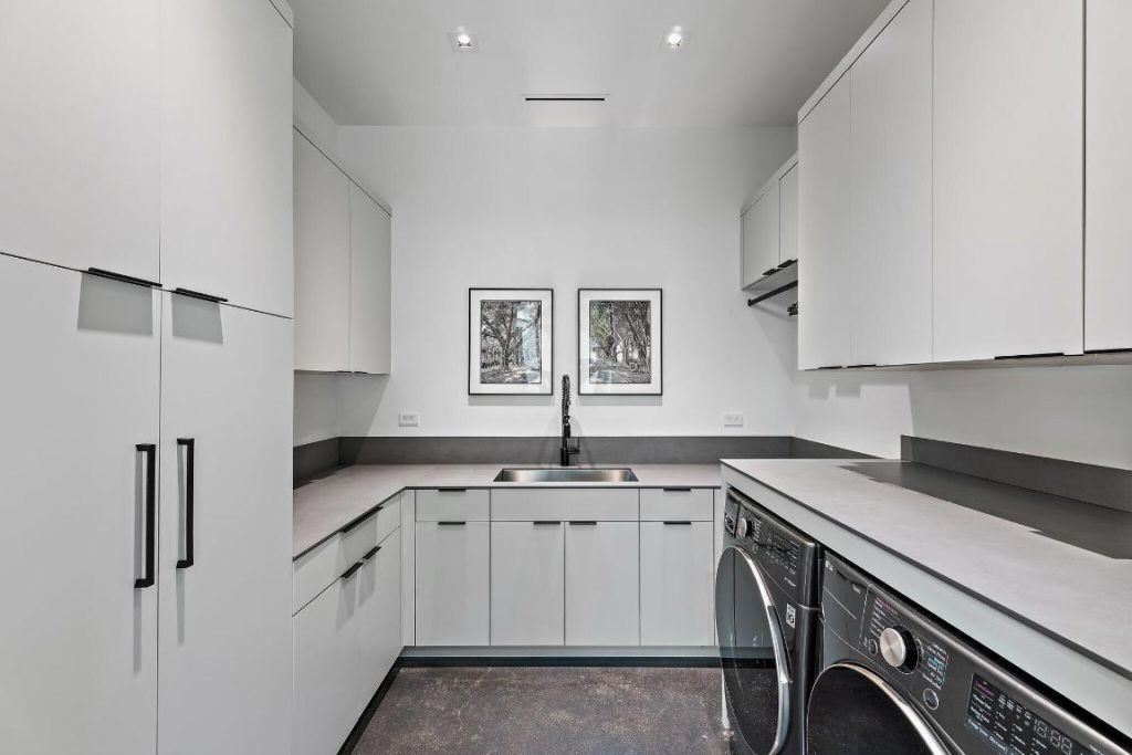 12 N Beach Road, Jupiter Island, FL 33455 Photo