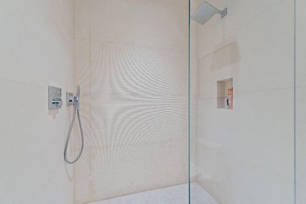 12 N Beach Road, Jupiter Island, FL 33455 Photo