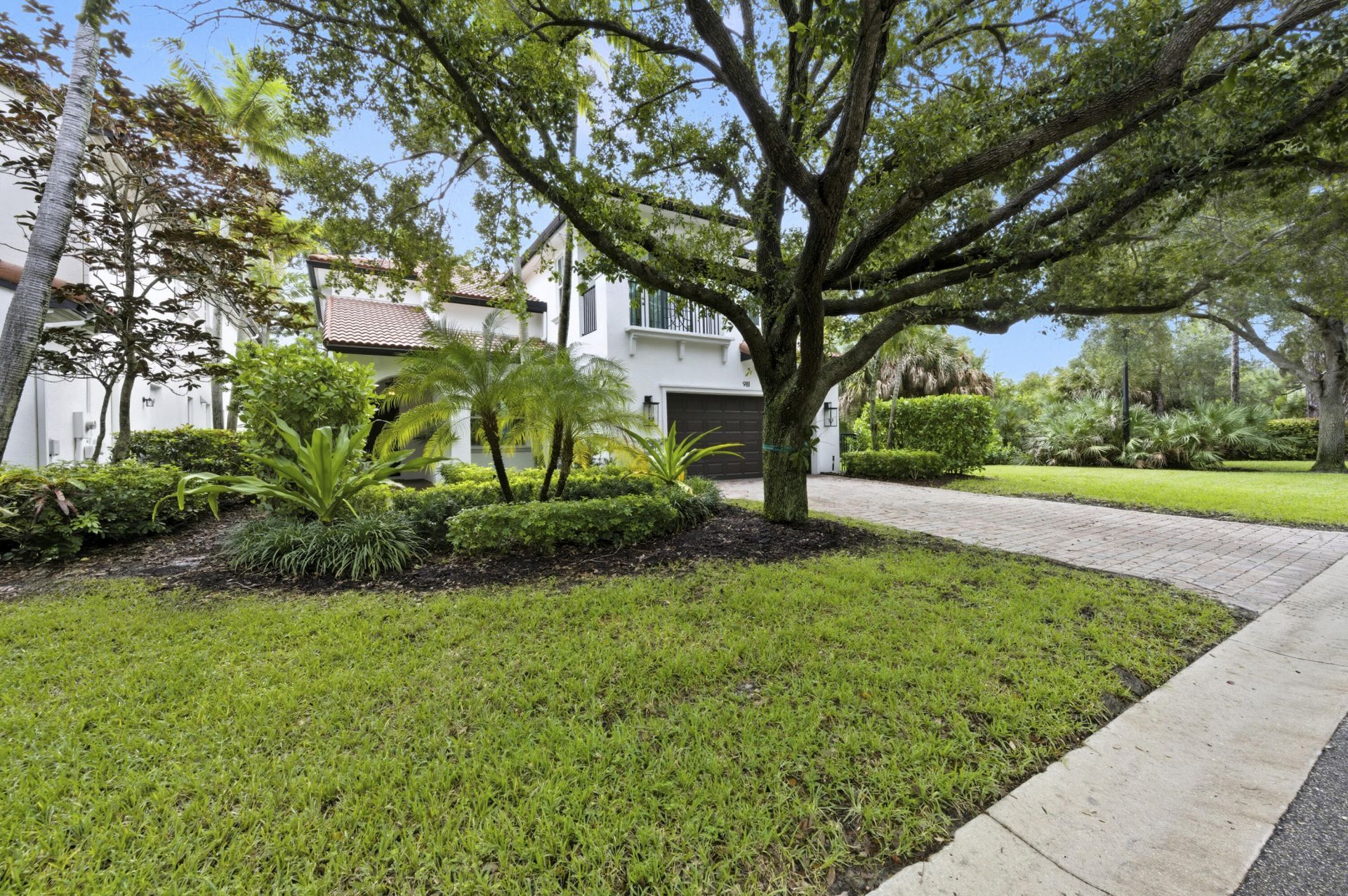 981 Mill Creek Drive, Palm Beach Gardens, FL 33410 Photo